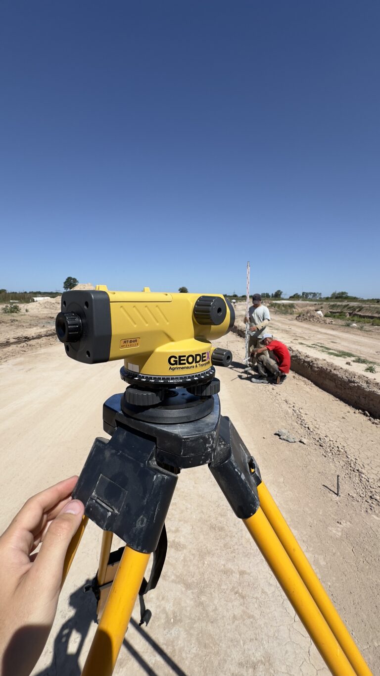 Topografía de precision milimétrica para el Montaje de Naves Industriales